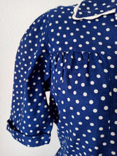 Cargar imagen en el visor de la galería, 1940s - PARIS - Charming Blue Dotted Cotton Dress - W31 (80cm)