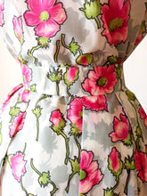 Load image into Gallery viewer, 1950s - Stunning Superb Collar Floral Dress - W30 (76cm)
