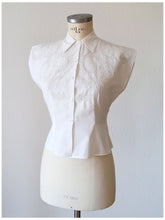 Load image into Gallery viewer, 1950s - UNWORN - Exquisite White Cotton Blouse - W29 (74cm)