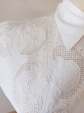 Load image into Gallery viewer, 1950s - UNWORN - Exquisite White Cotton Blouse - W29 (74cm)