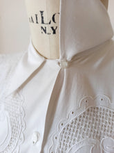 Load image into Gallery viewer, 1950s - UNWORN - Exquisite White Cotton Blouse - W29 (74cm)