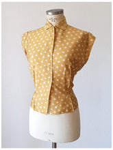 Load image into Gallery viewer, 1950s - Gorgeous Golden Brown Rayon Blouse - W33 (84cm)