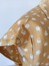 Load image into Gallery viewer, 1950s - Gorgeous Golden Brown Rayon Blouse - W33 (84cm)