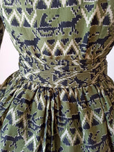 Load image into Gallery viewer, 1950s - Gorgeous Reindeers Sleighs Dress - W24.5 (62cm)