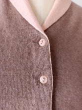 Cargar imagen en el visor de la galería, 1950s - PRINGLE, Scotland - Adorable Cashmere Cardigan