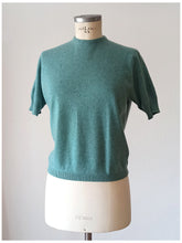 Laden Sie das Bild in den Galerie-Viewer, 1950s 1960s - BALLANTYNE, Scotland for HARROD's - Turquoise Cashmere Jumper - Sz 42