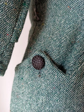 Cargar imagen en el visor de la galería, 1940s - Marvelous Green Flecked Wool Dress - W29 (74cm)