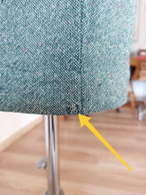 Cargar imagen en el visor de la galería, 1940s - Marvelous Green Flecked Wool Dress - W29 (74cm)