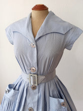 Charger l'image dans la galerie, 1950s - LE SIGNE DE PARIS - Precious Cotton Dress - W26 (66cm)