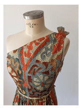 Load image into Gallery viewer, 1950s 1960s - MARIE BONHEUR, Paris - Exquisite Silk Dress - W25 (64cm)