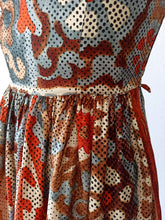 Load image into Gallery viewer, 1950s 1960s - MARIE BONHEUR, Paris - Exquisite Silk Dress - W25 (64cm)