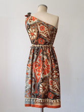 Load image into Gallery viewer, 1950s 1960s - MARIE BONHEUR, Paris - Exquisite Silk Dress - W25 (64cm)
