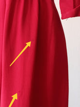 Cargar imagen en el visor de la galería, 1940s - Gorgeous Lipstick Red Rayon Dress - W28.5 (72cm)