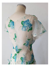 Cargar imagen en el visor de la galería, 1940s - Beautiful Floral Romantic Dress - W31 (80cm)