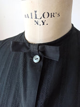 Load image into Gallery viewer, 1950s 1960s - Gorgeous Black Cotton Blouse