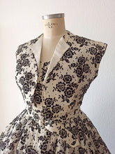 Laden Sie das Bild in den Galerie-Viewer, 1950s - Outstanding French Couture Bolero Dress - W28.5 (72cm)