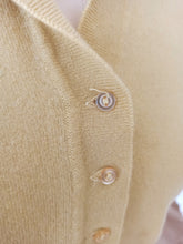 Cargar imagen en el visor de la galería, 1950s - PRINGLE, Scotland - Gorgeous Cashmere Cardigan - Sz 36
