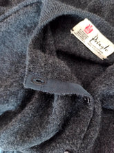 Cargar imagen en el visor de la galería, 1950s 1960s - PRINGLE, Scotland - Black Cashmere Cardigan