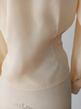 Cargar imagen en el visor de la galería, 1940s - Exquisite Embroidery Silk Crepe Blouse - Sz 42