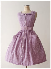 Laden Sie das Bild in den Galerie-Viewer, 1950s - LA FAVORITE, France - Gorgeous Purple Dress - W31.5 (80cm)