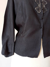 Carica l'immagine nel visualizzatore di Gallery, 1940s 1950s - Exquisite Black Silk Blouse - W39 (100cm)
