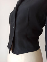 Cargar imagen en el visor de la galería, 1940s 1950s - Superb Black Rayon Silk Blouse - Sz 40
