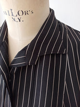 Cargar imagen en el visor de la galería, 1940s 1950s - Stunning Black Striped Satin Blouse