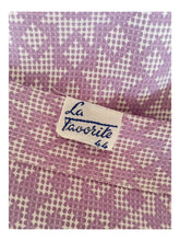 Laden Sie das Bild in den Galerie-Viewer, 1950s - LA FAVORITE, France - Gorgeous Purple Dress - W31.5 (80cm)