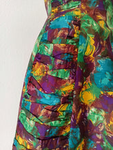 Load image into Gallery viewer, 1950s 1960s - Stunning Abstract Roseprint Dress - W27.5 (70cm)