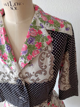 Load image into Gallery viewer, 1950s - Stunning Roseprint Dotted Cotton Dress - W27.5 (70cm)