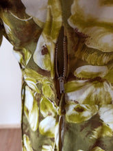 Laden Sie das Bild in den Galerie-Viewer, 1940s - DIAMOND DRESSES, Netherlands - Deadstock Cotton Dress - W28.5 (72cm)