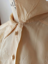 Charger l'image dans la galerie, 1940s - GERMANY - Exquisite Silk Blouse - Sz 44