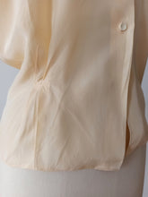 Charger l'image dans la galerie, 1940s - GERMANY - Exquisite Silk Blouse - Sz 44
