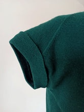 Charger l'image dans la galerie, 1950s - PRINGLE, Scotland - Forest Green Cashmere Jumper - Sz S/M