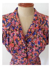 Charger l'image dans la galerie, 1930s - FRANCE - Adorable Floral Crepe Dress - W27 (68cm)
