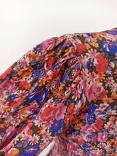 Charger l'image dans la galerie, 1930s - FRANCE - Adorable Floral Crepe Dress - W27 (68cm)