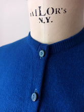 Charger l'image dans la galerie, 1950s - PRINGLE, Scotland - Royal Blue Cashmere Cardigan - Sz 38