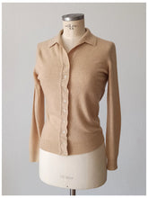Laden Sie das Bild in den Galerie-Viewer, 1950s 1960s - PRINGLE, Scotland for Harrods - Cashmere Cardigan - Sz 36