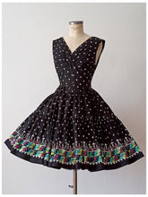 Charger l'image dans la galerie, 1950s - Fabulous Diamonds Black Cotton Dress - W27.5 (70cm)