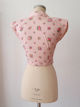 Charger l'image dans la galerie, 1950s - Adorable Roseprint Bolero Dress - W26 (66cm)