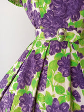 Load image into Gallery viewer, 1950s - Spectacular Acid Green Purple Floral Dress - W29 (74cm)