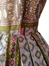 Charger l'image dans la galerie, 1950s 1960s - UNWORN - Gorgeous Printed Cotton Dress - W28.5 (82cm)