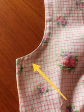 Charger l'image dans la galerie, 1950s - Adorable Roseprint Bolero Dress - W26 (66cm)