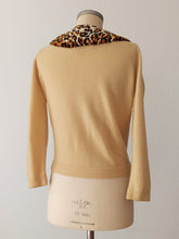 Charger l'image dans la galerie, 1950s - DALTON, USA - Leopard Cashmere Cardigan