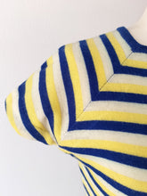 Charger l'image dans la galerie, 1940s 1950s - Fabulous New Look Wool Knit Jumper - Sz 42