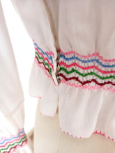 Load image into Gallery viewer, 1960s - Precious Hungarian Embroidery Blouse - W27/31 (68/80cm)