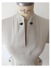 Load image into Gallery viewer, 1940s 1950s - REMBRANDT, USA - Stunning Dress - W26 (66cm)