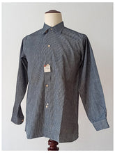 Laden Sie das Bild in den Galerie-Viewer, 1930s 1940s - A. BATALLA, Barcelona - Deadstock Blue Striped Cotton Shirt