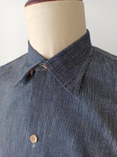 Laden Sie das Bild in den Galerie-Viewer, 1930s 1940s - A. BATALLA, Barcelona - Deadstock Blue Striped Cotton Shirt