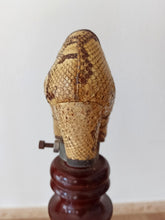 Laden Sie das Bild in den Galerie-Viewer, 1940s 1950s - Fabulous Faux Snake Leather Pumps